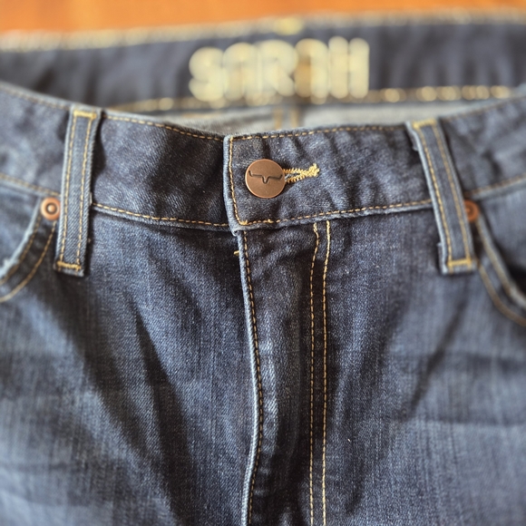 Kimes Ranch Sarah High-Rise Slim Bootcut Jeans | 6/30 | Dark Wash - Picture 8 of 12